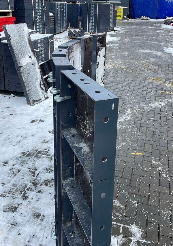Радиусная опалубка на винтах (18 мм)